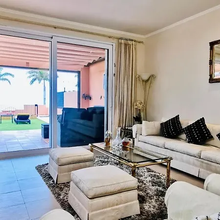 Mit Meerblick Und Pool Direkt Am Golfplatz Von Adeje Holiday home *